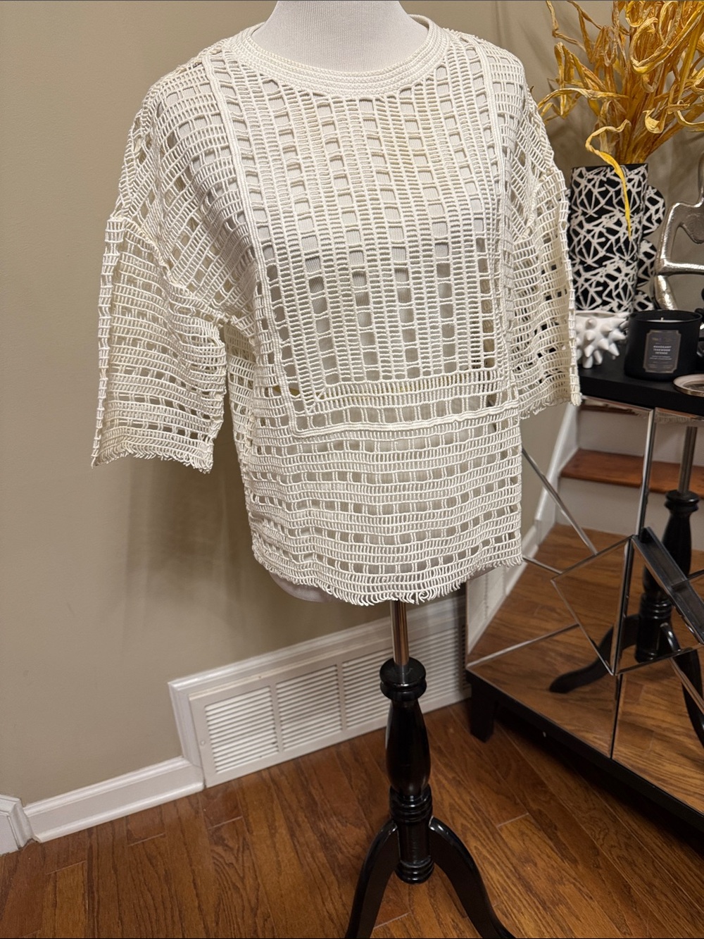 Tory Burch Cream Open-Knit Crochet (No Tank Top  Attached) Size L pre-owned